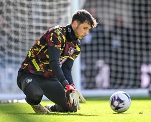 记者：纽卡准备放弃追求伯恩利门将特拉福德