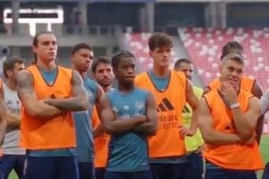 今晚对阵米兰！阿森纳晒训练视频：准备进行我们的第一场季前赛