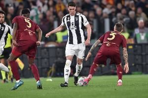 意媒：米兰尤文就弗拉霍维奇初步谈判，转会费约1800万-2000万欧