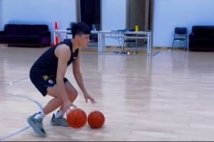 训练随拍 | 新秀林韦恺与球队合练 全队状态满满 备战夏季联赛