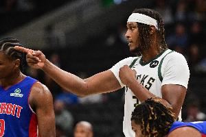 字母哥谈特纳：我和他都乐于接受反馈 产生化学反应只是时间问题