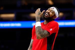 正负值+17最高！英格拉姆19中7拿到20分6板4助1断1帽 首节10分